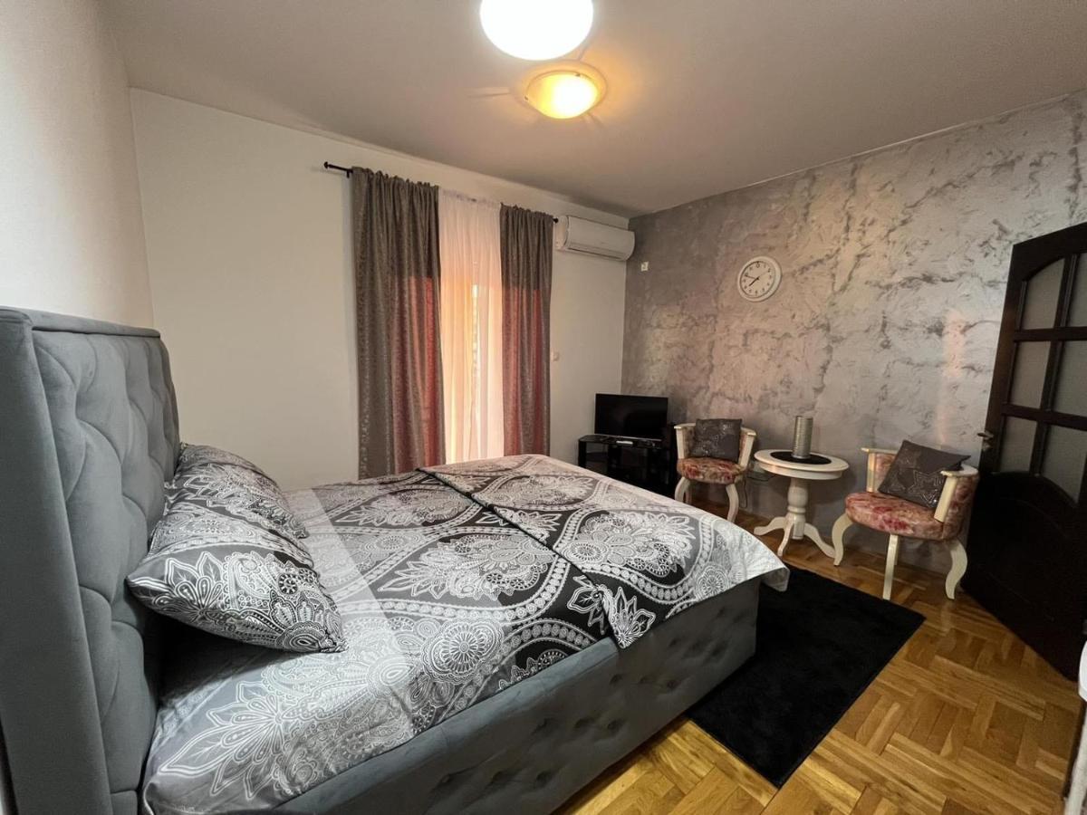 פודגוריצה Studio Place 8 מראה חיצוני תמונה