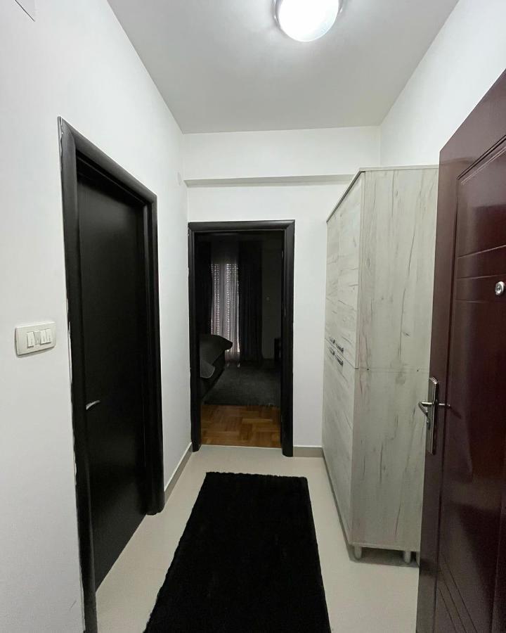 פודגוריצה Studio Place 8 מראה חיצוני תמונה