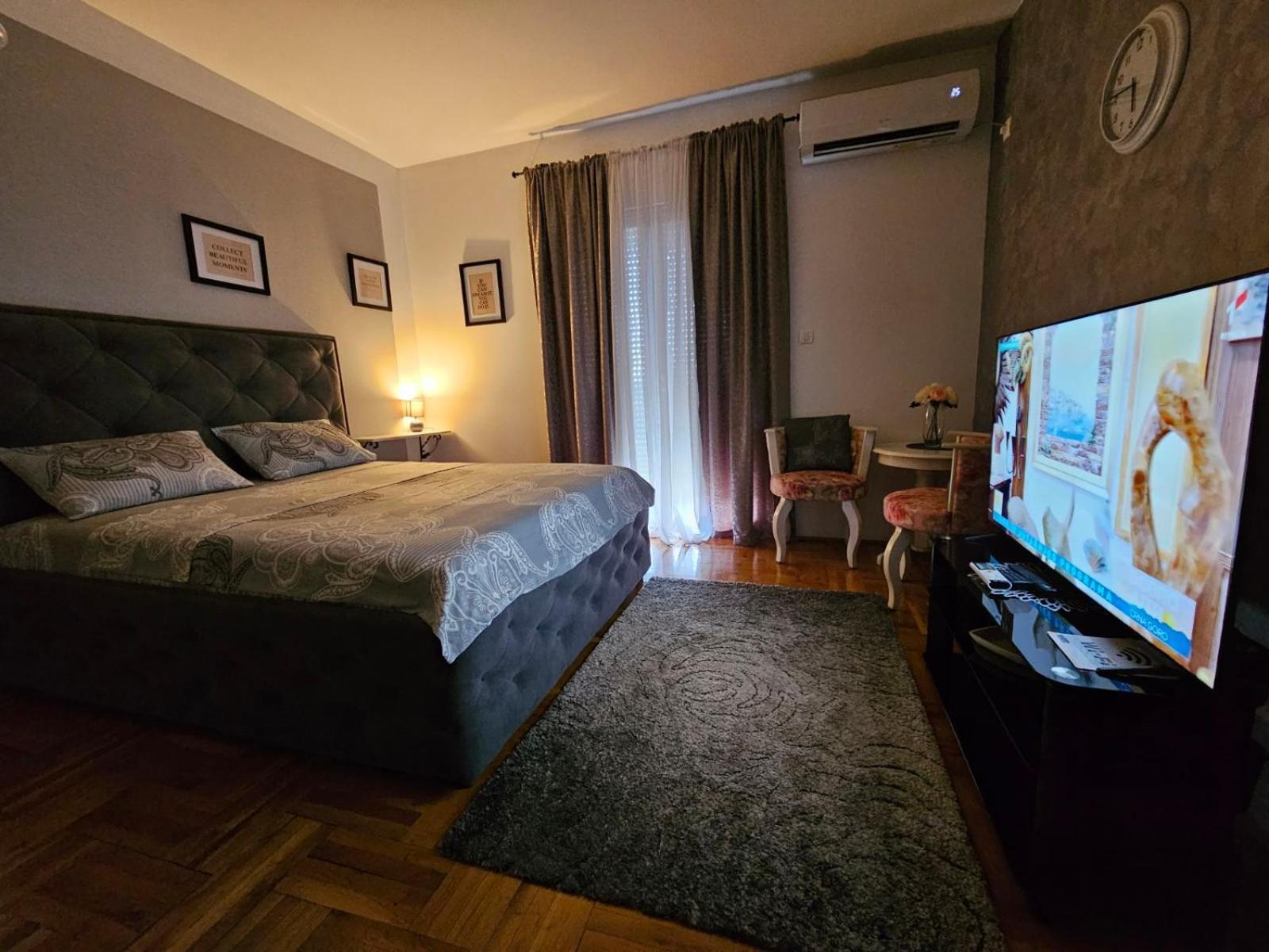 פודגוריצה Studio Place 8 מראה חיצוני תמונה